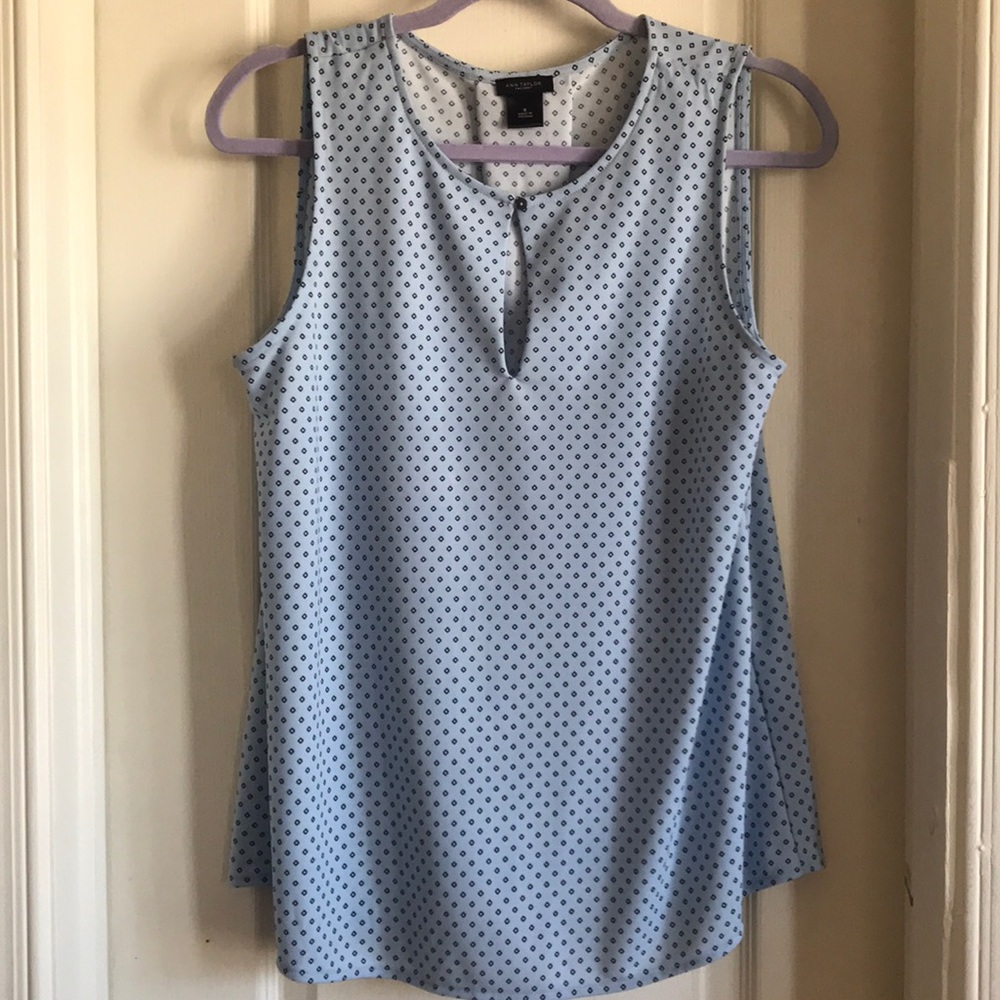 NWOT blue sleeveless tank